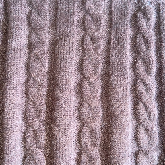 Sweater - Picture 3 of 5